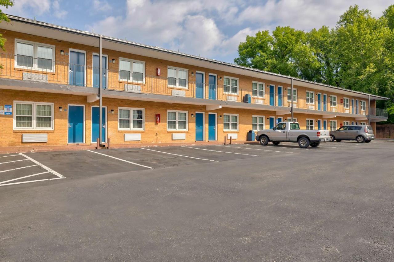 Motel 6-Falls Church, Va - Arlington Boulevard מראה חיצוני תמונה