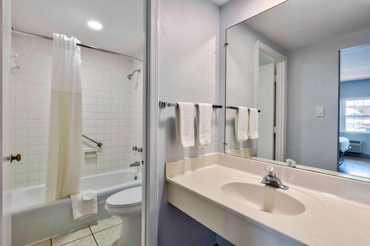 Motel 6-Falls Church, Va - Arlington Boulevard מראה חיצוני תמונה